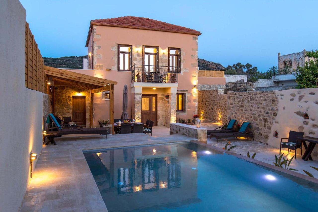 Theta Villa